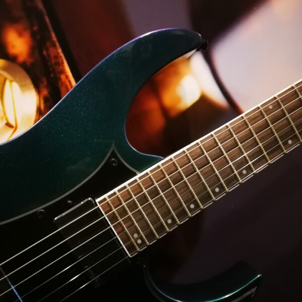 Ibanez RG631ALF-BCM Axion Label RG Series E-Guitar 6 String Blue Chameleon
