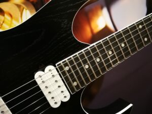 Ibanez RGR652AHBF-WK RG Prestige E-Guitar Reversed Headstock 6 String Weathered Black + Case, B-Stock