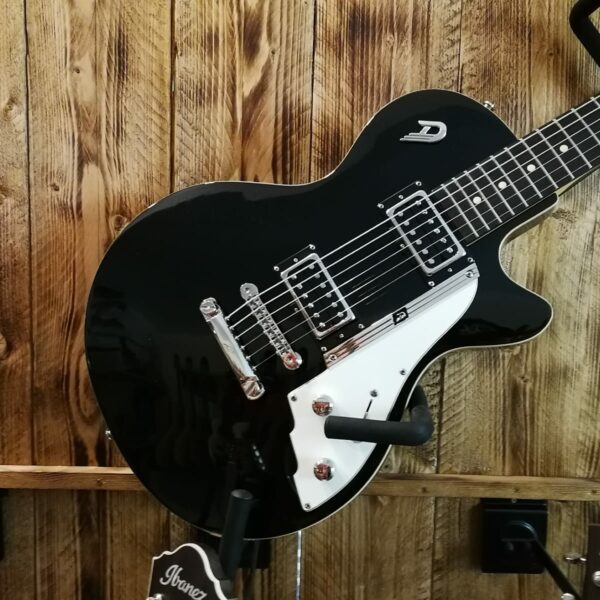 Duesenberg Starplayer Special Black E-Guitar + Case