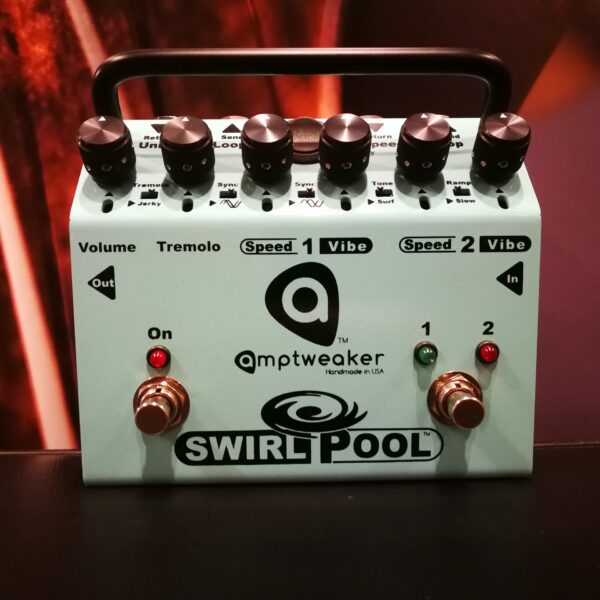 Amptweaker SwirlPool - 2-Speed Tremolo & Vibe, B-Stock