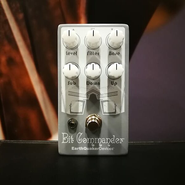 EarthQuaker Devices Bit Commander V2 - Analog Octave Synth
