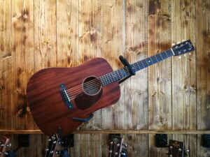 Sigma SDM-15E+ Acoustic Guitar + Preamp + Gigbag