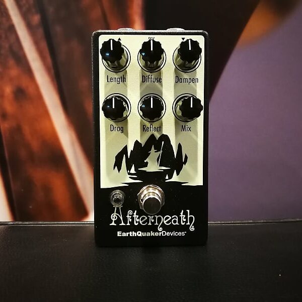 EarthQuaker Devices Afterneath V2 - Otherworldly Reverberator