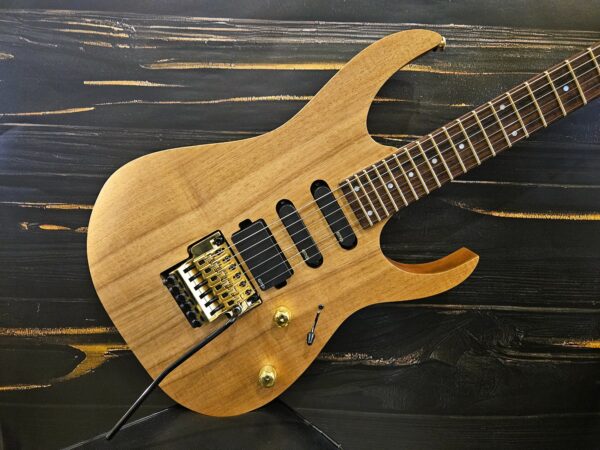 Ibanez RG6PKAG-NTF Premium 2021 Serie E-Guitar 6 String Natural Flat + Bag