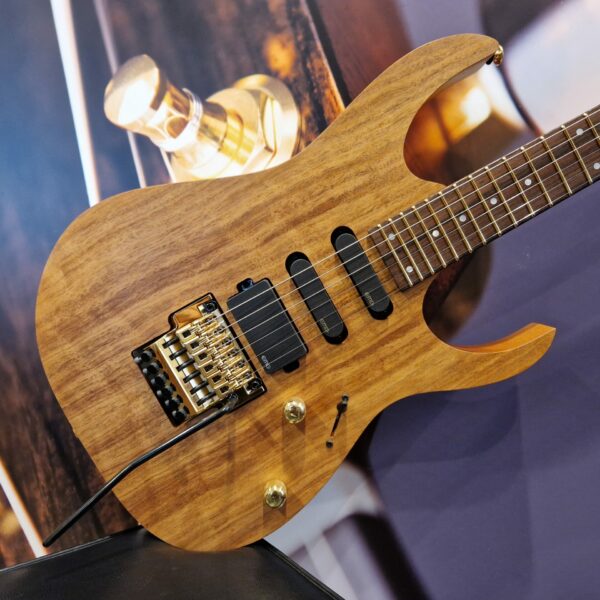 Ibanez RG6PKAG-NTF Premium Serie E-Guitar 6 String Natural Flat + Bag