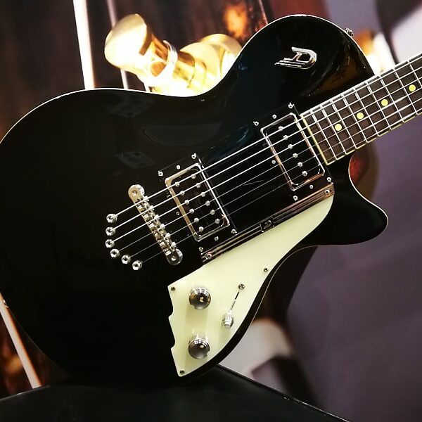 Duesenberg 49er Black, E-Guitar incl. Case 2017
