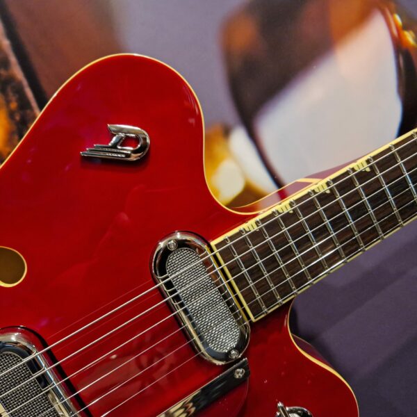 Duesenberg Gran Majesto Cherry Red 2022, E-Guitar + Case