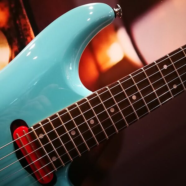 Ibanez JS2410-SYB Joe Satriani Signature E-Guitar 6 String - Sky Blue + Case