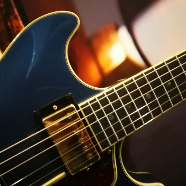 Ibanez AMH90-PBM Artcore Express. 6-String Guitar, Prussian Blue Metallic
