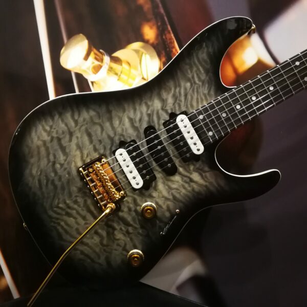 Ibanez AZ47P1QM-BIB AZ Premium E-Guitar 6 String - Black Ice Burst + Bag