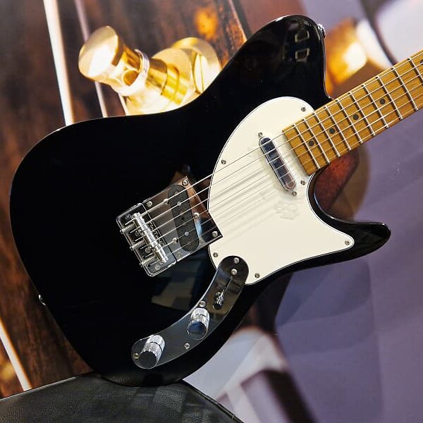 Ibanez FLATV1-BK Josh Smith Signature E-Guitar 6 String - Black + Hardcase
