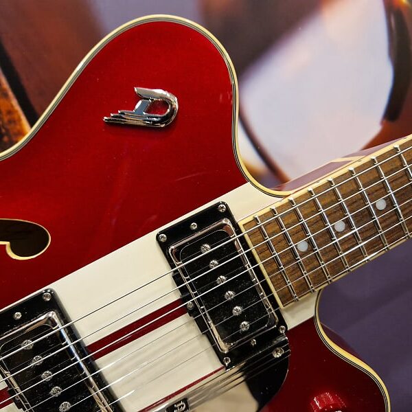 Duesenberg Alliance Series Mike Campbell II Red E-Guitar + Hardcase