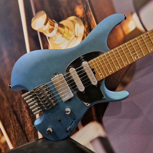 Ibanez Q547-BMM Quest 7-Str E-Guitar  Headless, Blue Chameleon Metallic Matte Incl. Gigbag