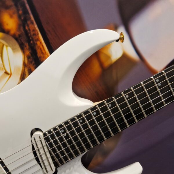 Ibanez RGA622XH-WH Prestige Axe Design Lab E-Guitar White + Hardcase