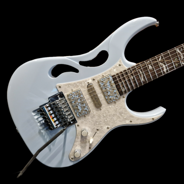 Ibanez PIA3761C-BLP Steve Vai "PIA" Signature Edition E-Guitar 6 String - Blue Powder + Hardcase