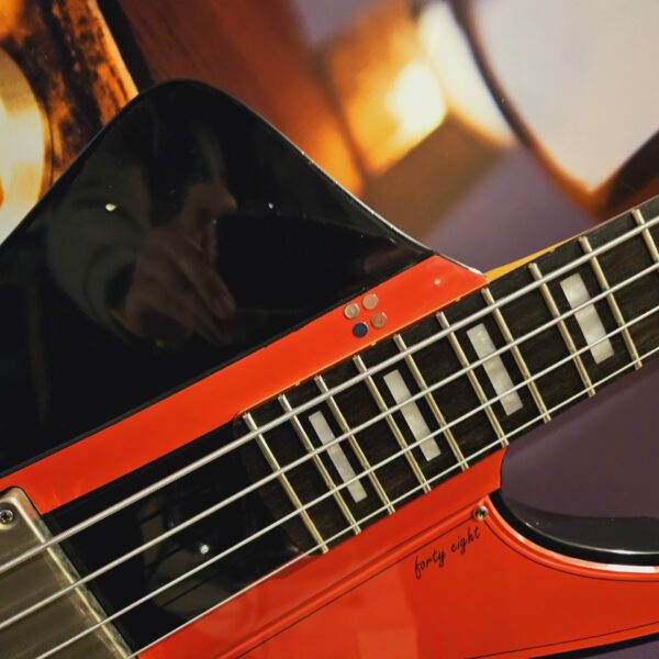 Sandberg Forty-Eight 4-String Bass Custom Color Black/Red, Soft-Aged + GigBag