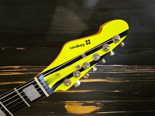 Sandberg Forty-Eight 6-String E-Guitar, Custom Color Neon Yellow, Black, Ausstellungsstück – Bild 6