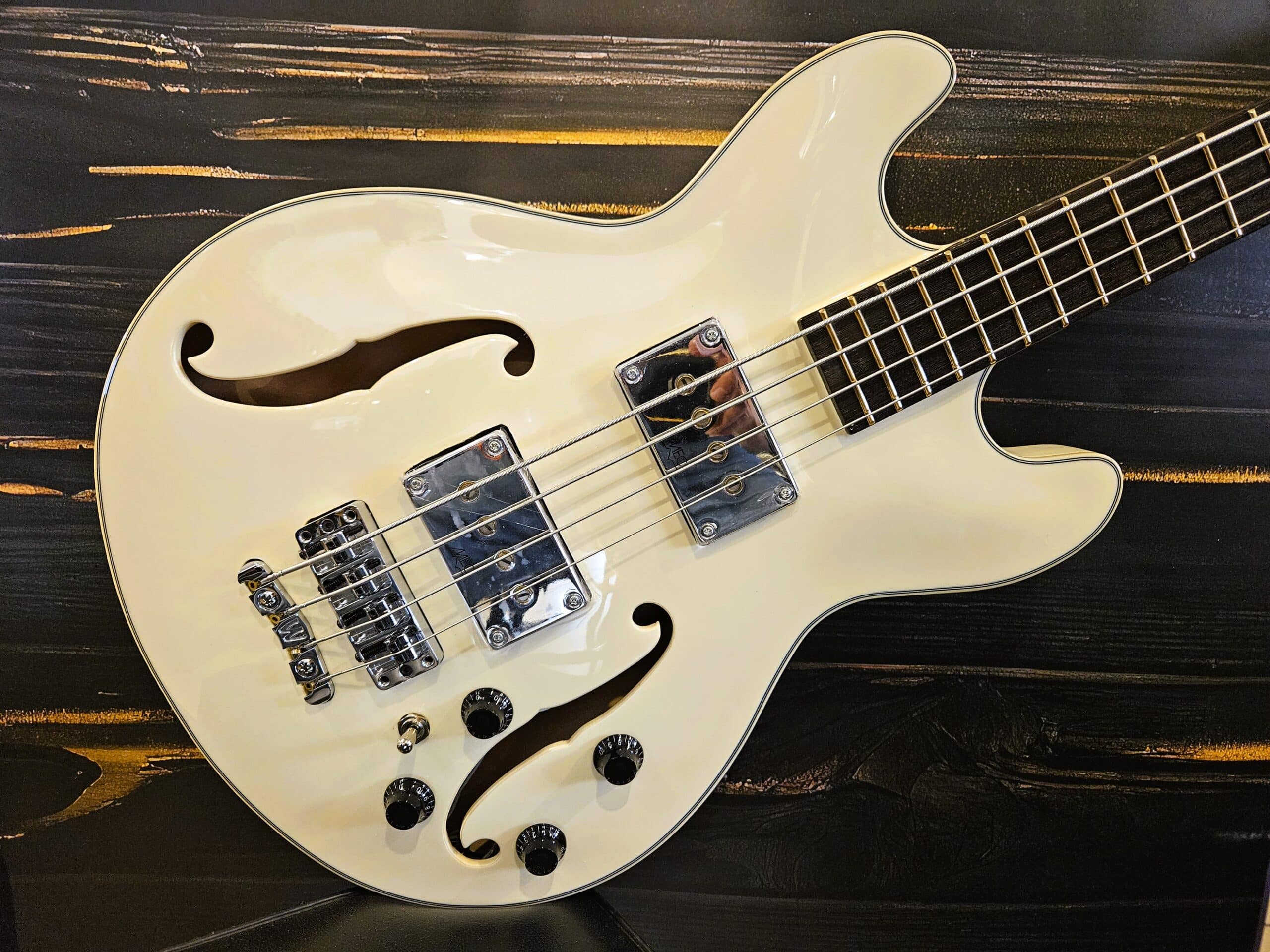 Warwick RockBass Star Bass, 4-String - Solid Creme White High Polish, B-Stock